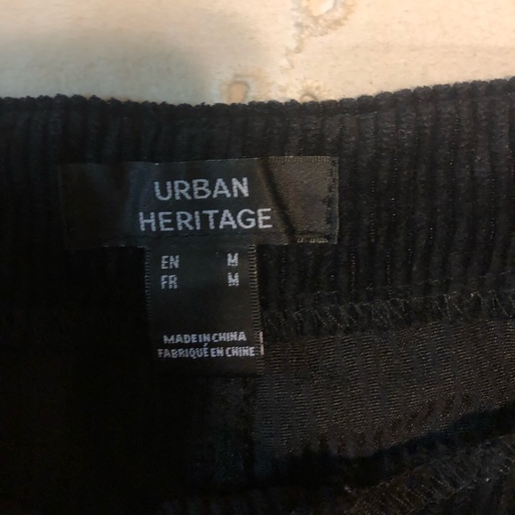 Corteriod skirt - Picture 3 of 3